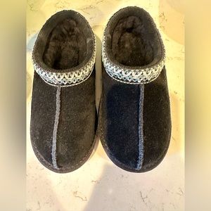 Ugg Tazman Slippers- black